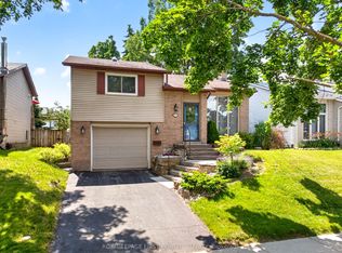 180 Burns Cir, Barrie, ON L4N 6A8