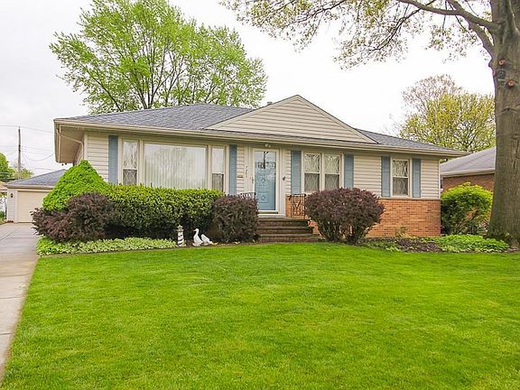 2nd image of 7301 Dell Haven Dr