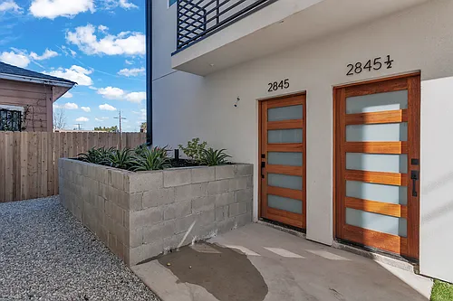 2843 Folsom St #A Photo 1