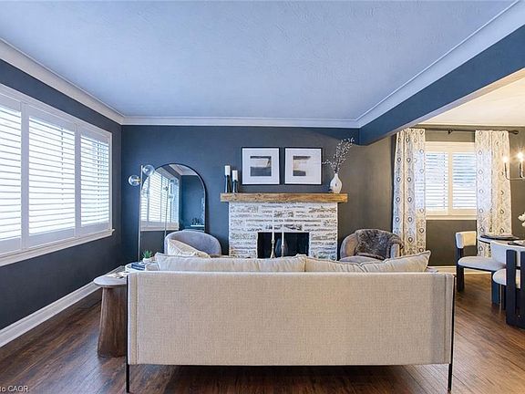 5th image of 111 Leitch Dr
