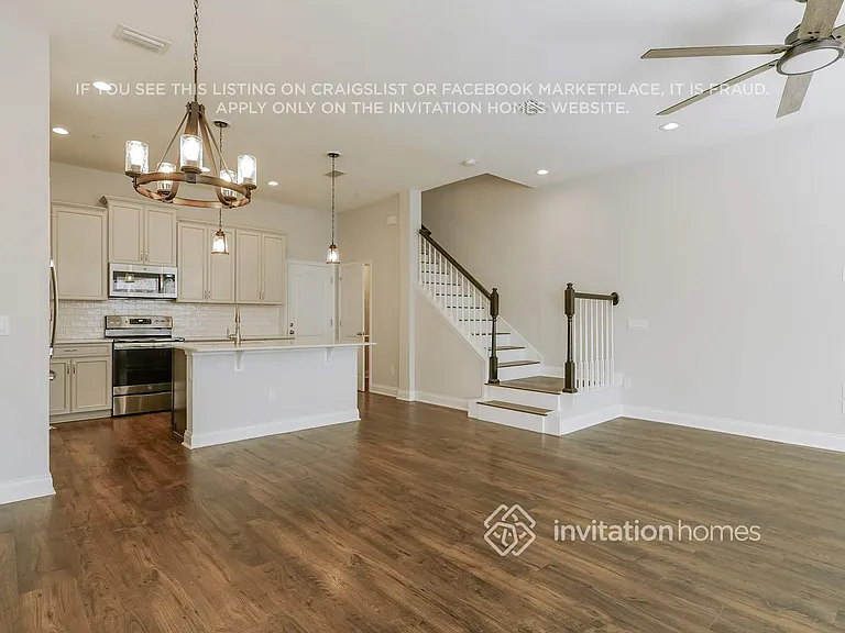 1233 Chittamwood Ct — Photo 7