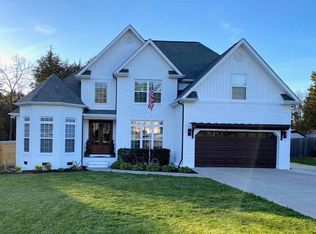 505 Little Brook Ln, Powell, TN 37849