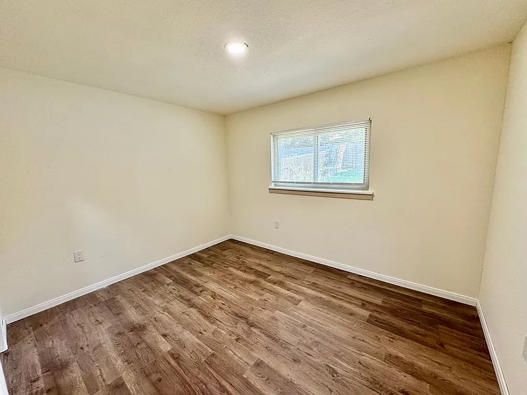 5806 Misty Gln — Photo 24