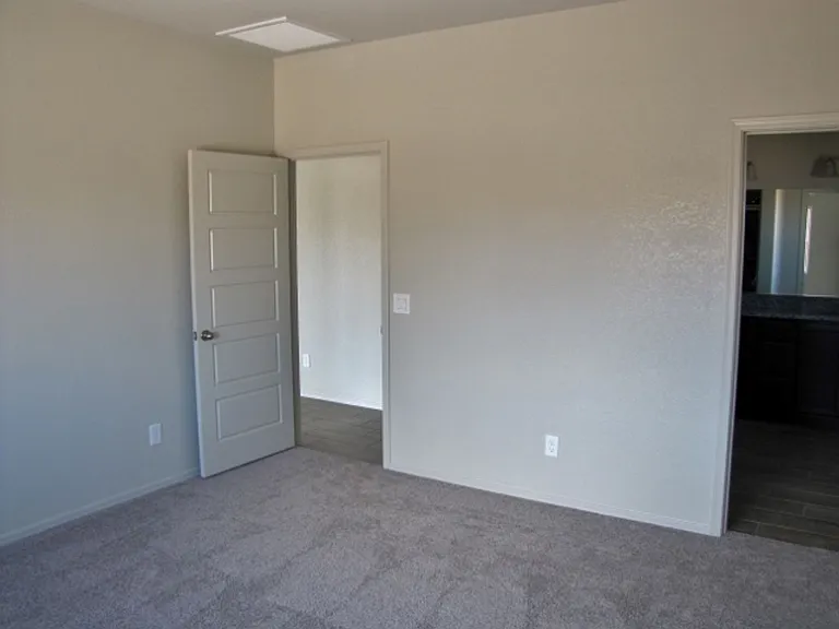 4312 Deanna Dr — Photo 17