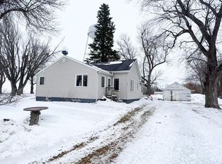 414 N Seney Ave, Rushmore, MN 56168