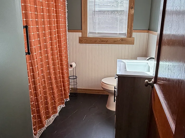 1005 Virginia Ave — Photo 9