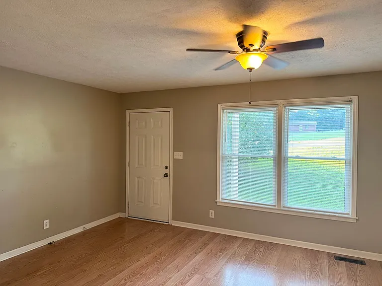 18 Cable Rd — Photo 15
