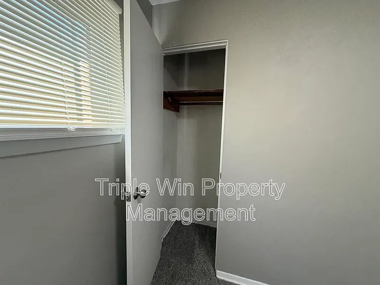 24 Barto Dr — Photo 8