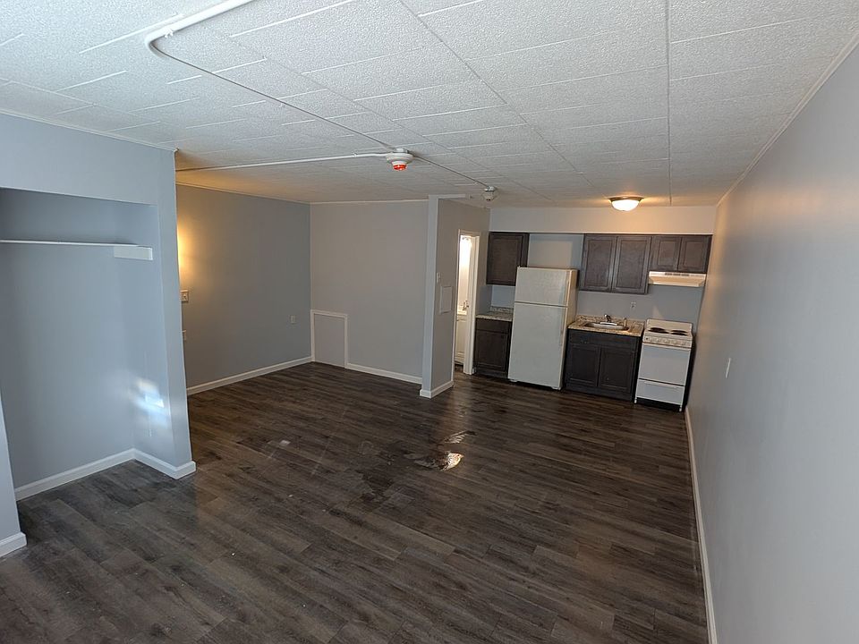 2nd image of 2801 N Tatnall St #1B