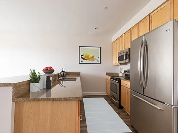 26 New Derby St, Salem, MA