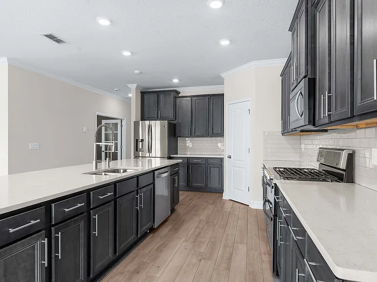 235 Silverleaf Village Dr — Photo 12