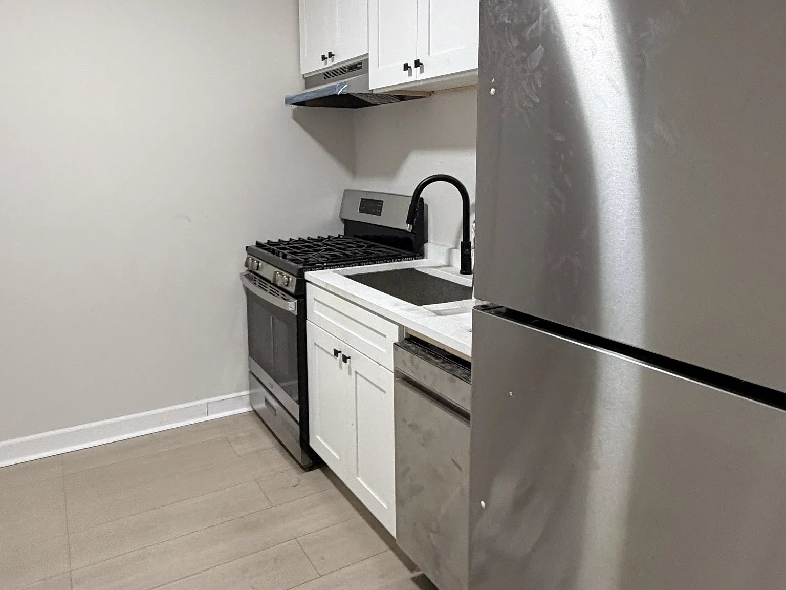 1 bed, $1,800 — Photo 4