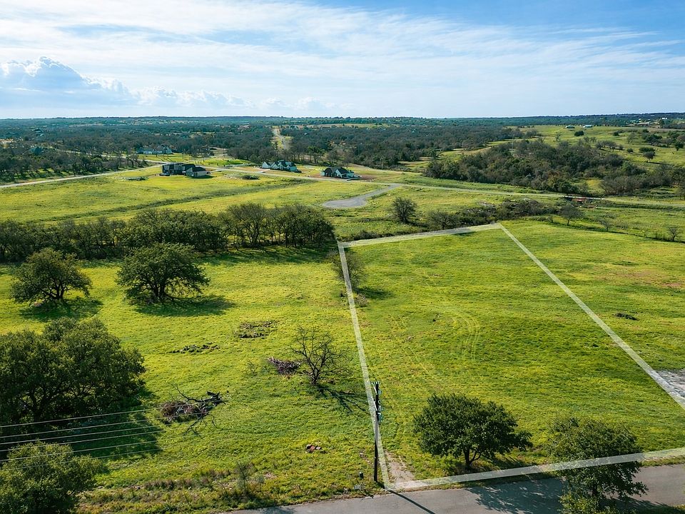 1st image of 598 Central Rd