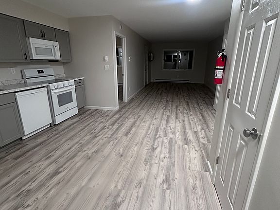 5th image of 5 Simmons St #9
