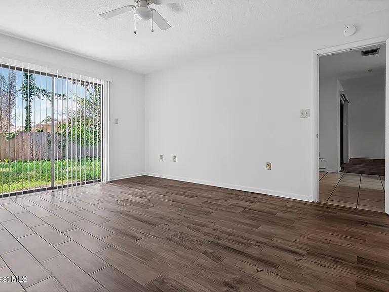 1141 Mast Ct SE — Photo 12