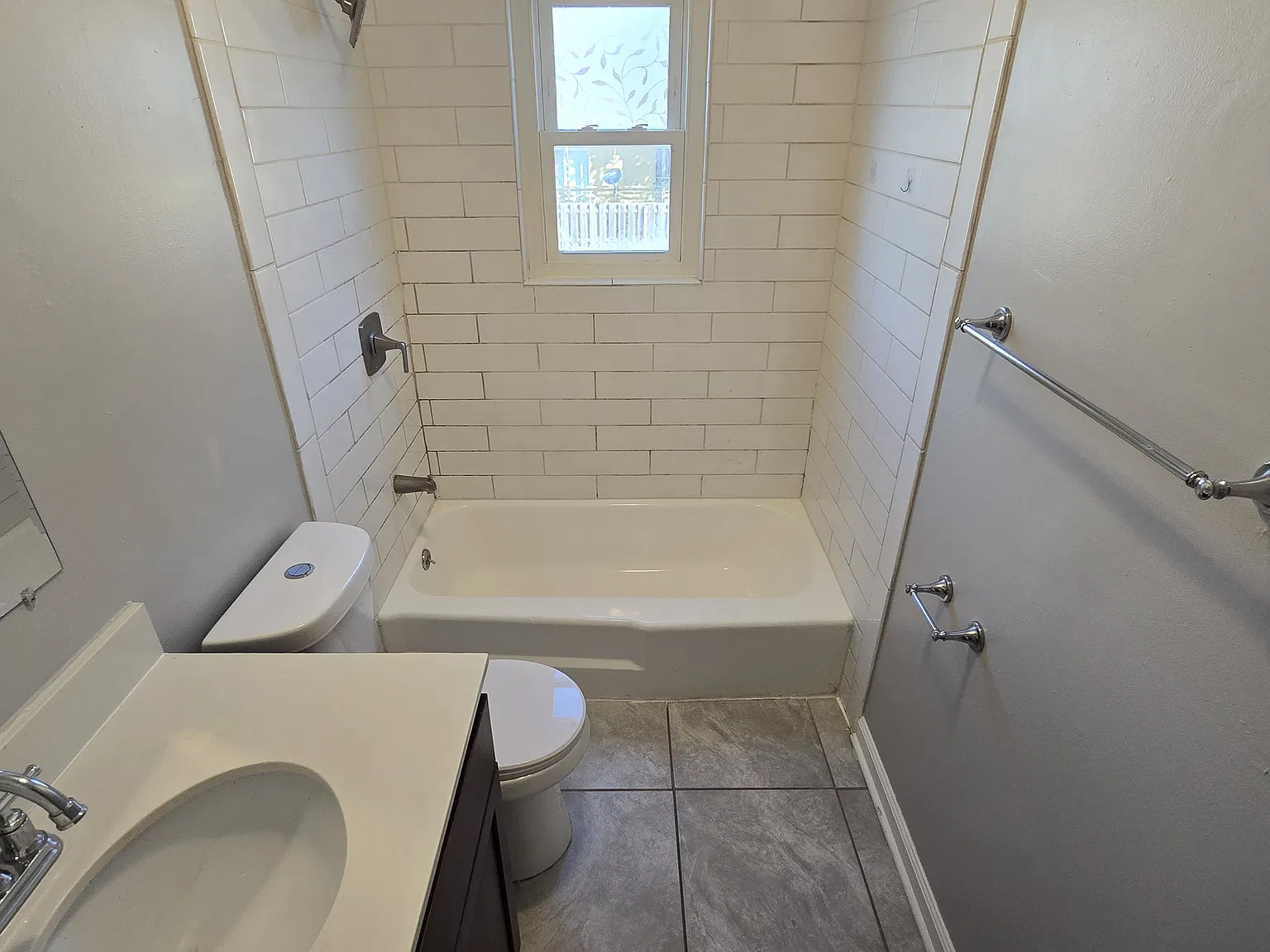Affordable and Renovated Apartment in Martin City / South Kansas City — Photo 3