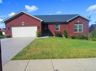 3004 Zachary Trl, Georgetown, IN 47122