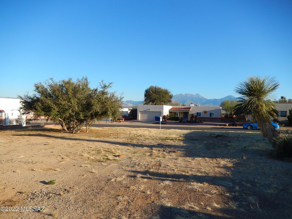 1st image of 212 W Calle Frambuesa