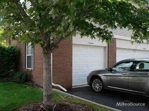 2nd image of 16426 Claremont Dr S