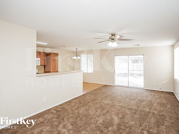 3rd image of 722 Carlos Julio Ave