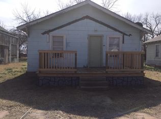 602 Grove St, Perry, OK 73077