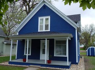 705 E 2nd Ave, Mitchell, SD 57301