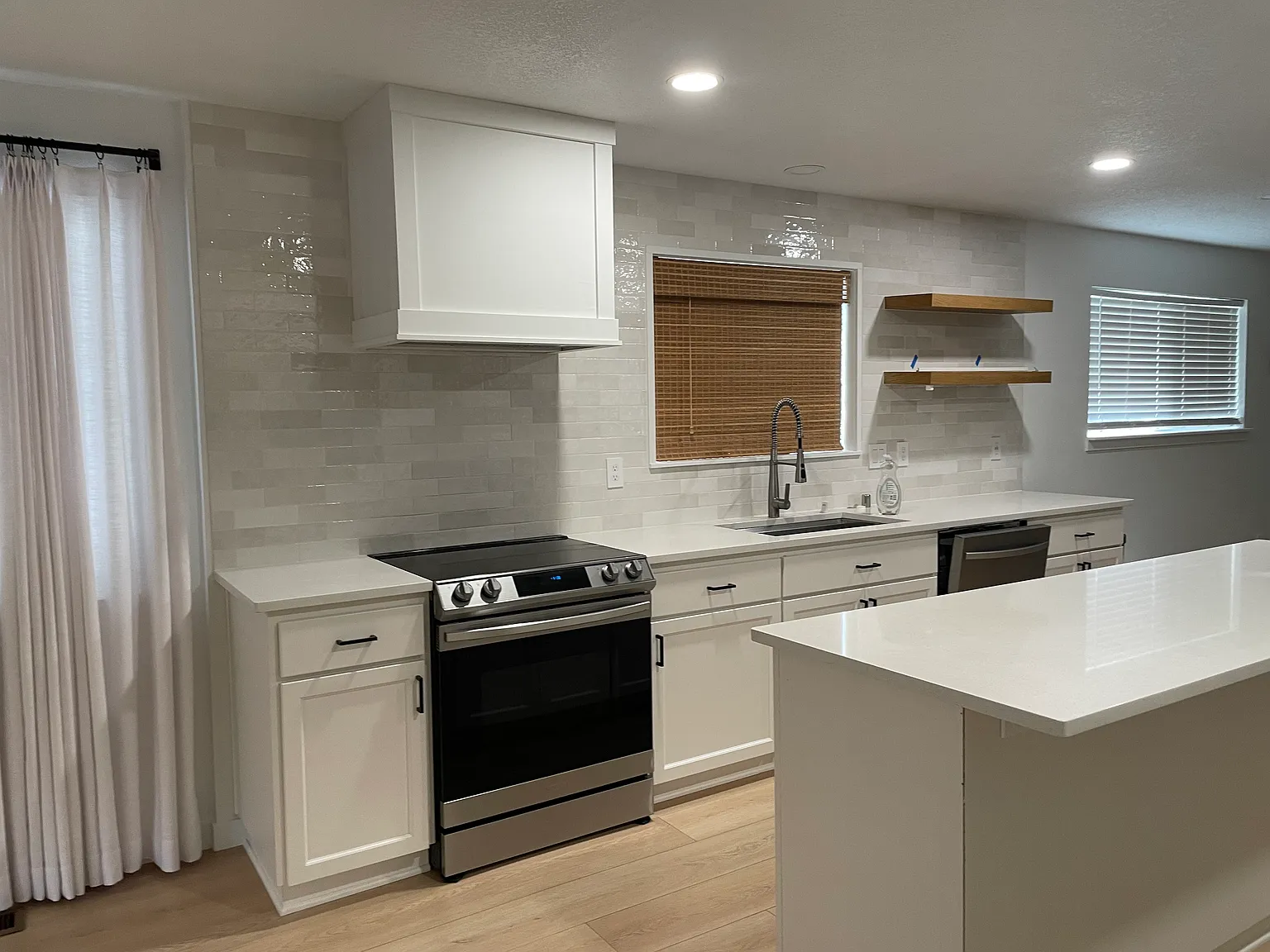 3 bed, 1643 sqft, $2,650 — Photo 4