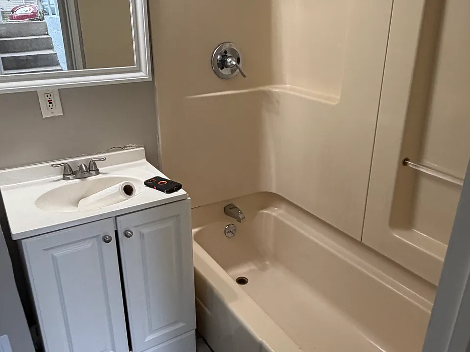 302 S Wayne Ave #4