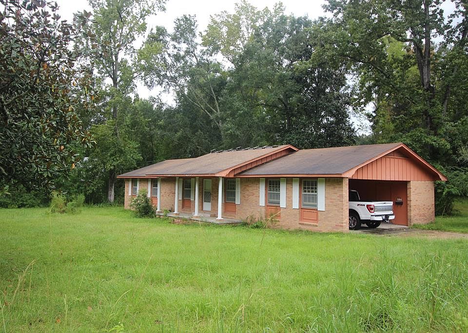 1st image of 104 Hillcrest Dr