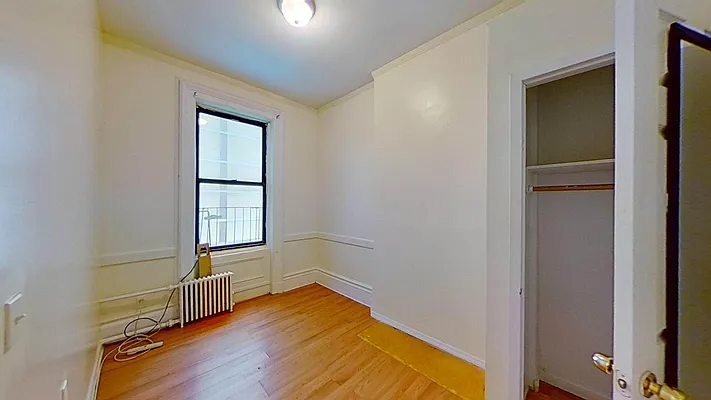 Rented by Bond New York | media 7