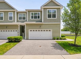 31 Magnolia Park Road, Middletown, NY 10940
