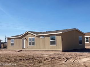405 W Acapulco Way, Paulden, AZ 86334