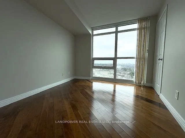 28 Harrison Garden Blvd #2005 — Photo 27