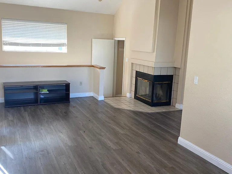 7229 Cronin Cir — Photo 9