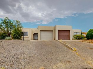 704 Stallion Rd SE, Rio Rancho, NM 87124