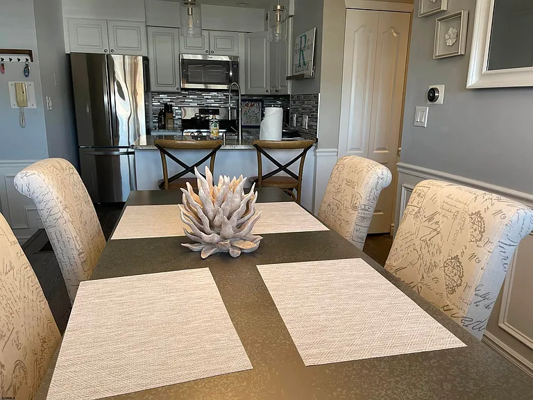 9101 Atlantic Ave #101 — Photo 6