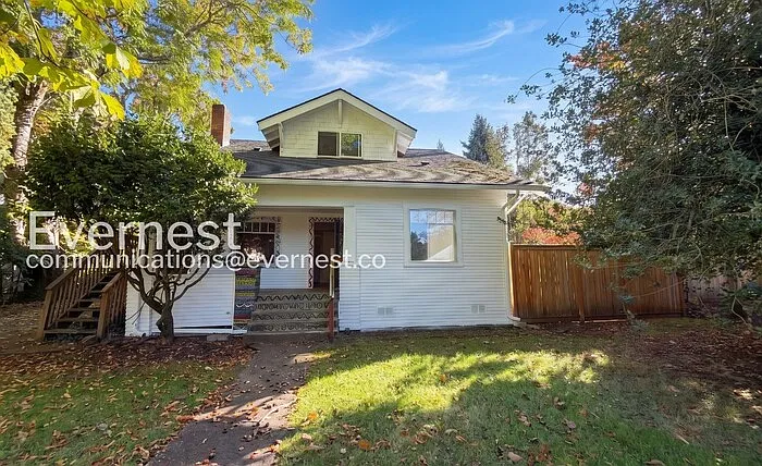 1 bed, 1.0 bath, 1100 sqft, $1,295 — Photo 1