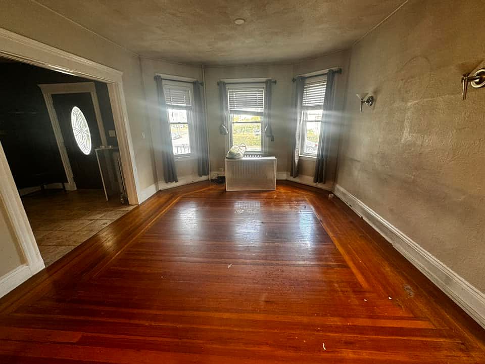 1st image of 169 Central Ave Floor 1
