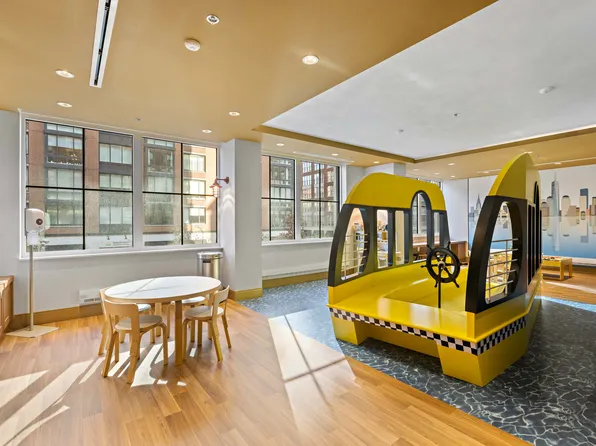 1000 Maxwell Lane image 30 of 45