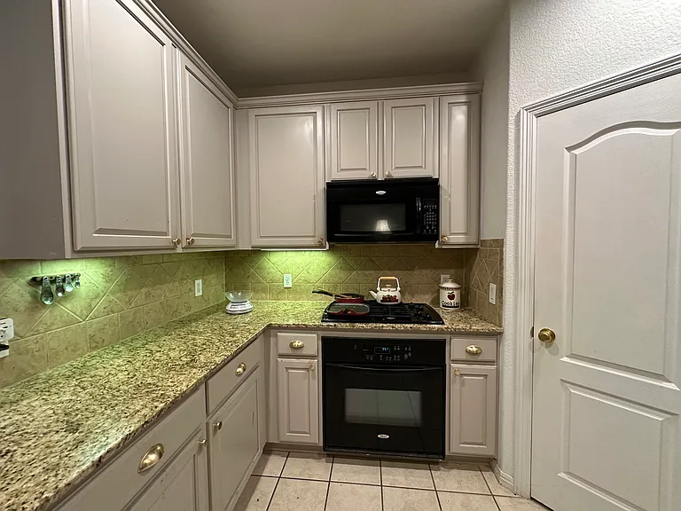 13804 Ashton Woods Cir — Photo 14