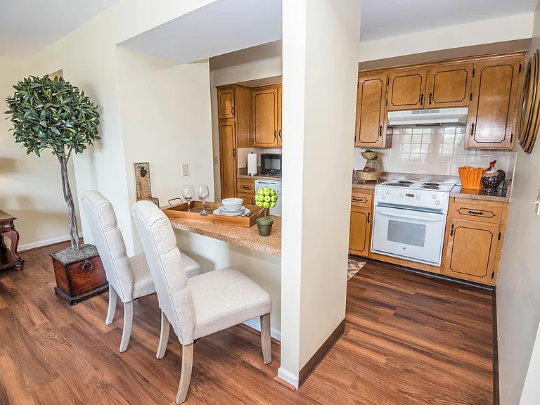 Snack Bar and Kitchen
