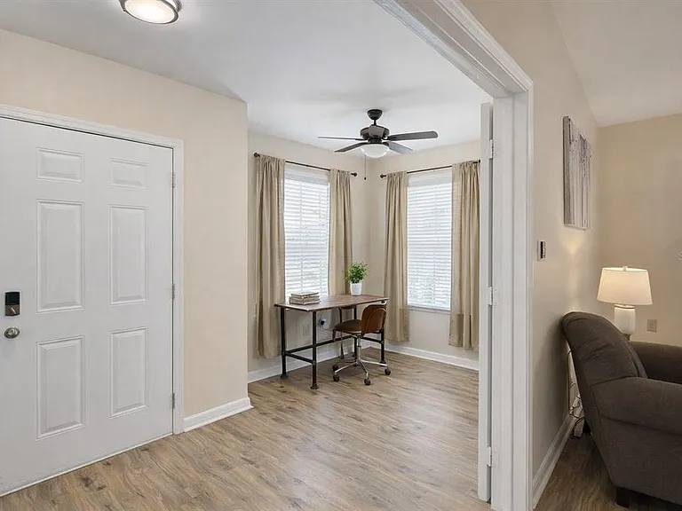 501 S Magnolia Ave #1 — Photo 11