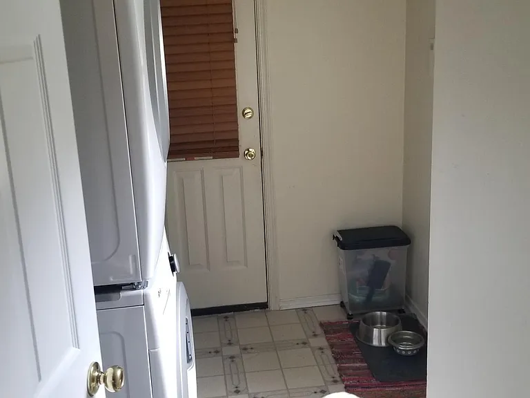 49 Honeysuckle Dr — Photo 6