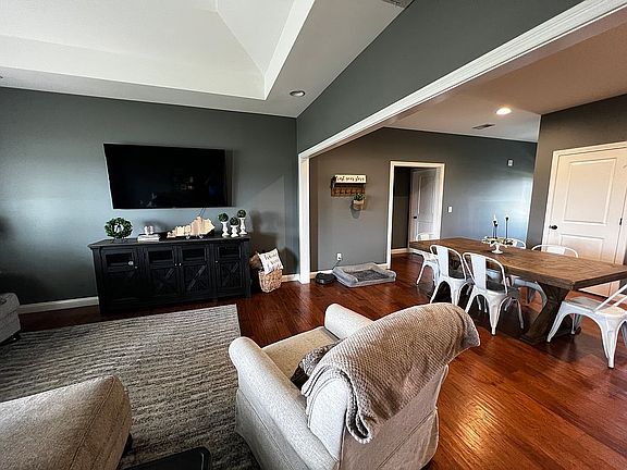 2nd image of 117 Millwood Way