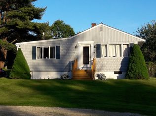 42 Bartlett Rd, Kittery Point, ME 03905