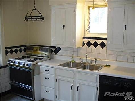 5th image of 5616 Maxwell Ave