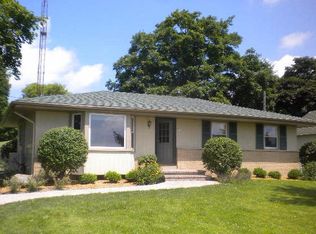 6630 Buckby Rd, Lake Geneva, WI 53147