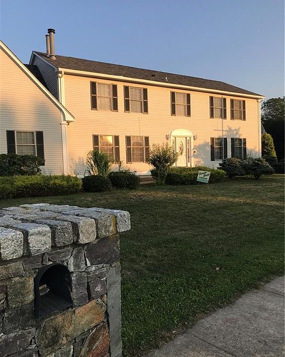 47 Glendale Rd, Narragansett, RI 02882 Zillow