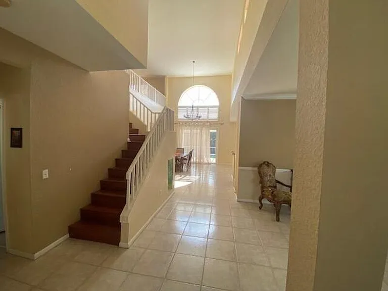 7705 Thornlee Dr — Photo 8