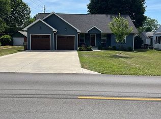 1525 McClure Rd, Columbus, IN 47201